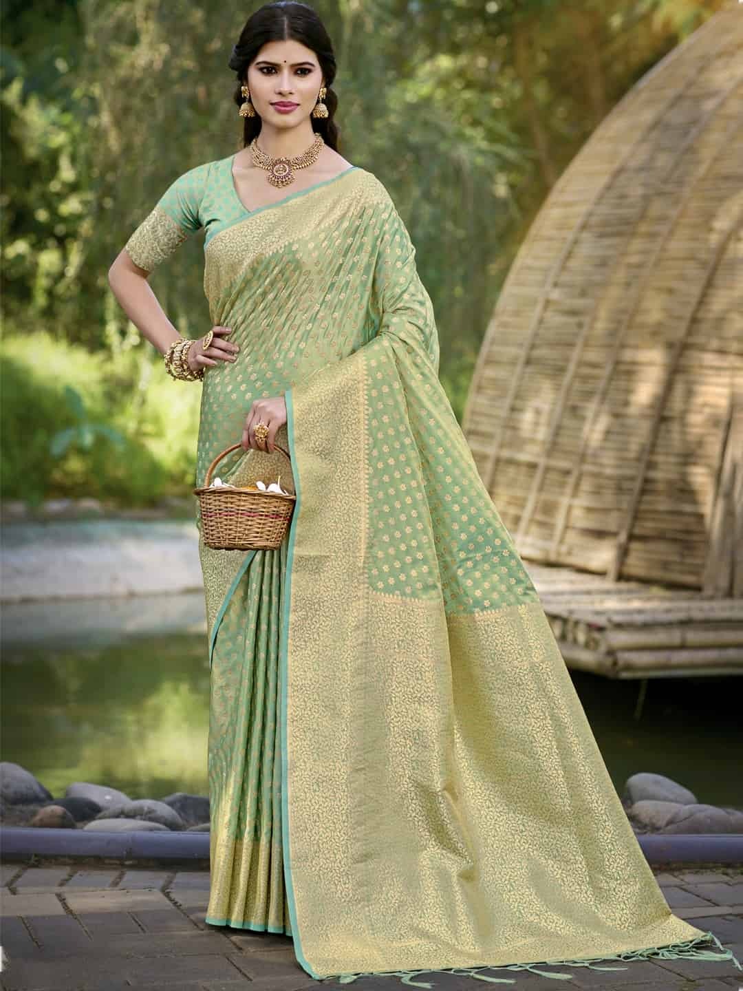 Elegant Pure Silk Saree – Handwoven Banarasi Silk with Zari Work (Seafoam Green)