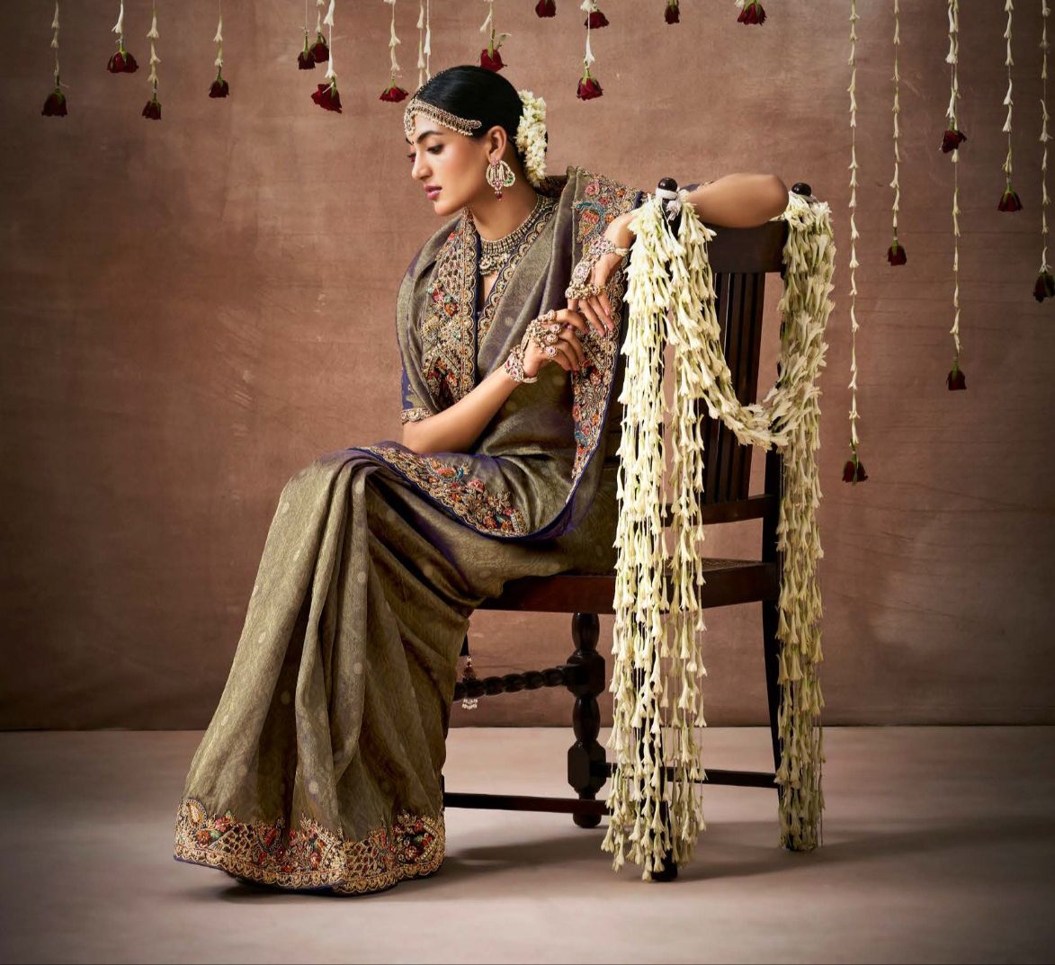 Elegant Grey Silk Saree with Intricate Embroidery